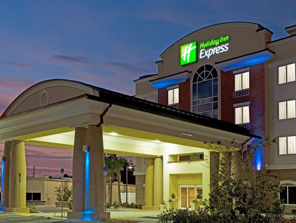 Holiday Inn Express -- Crystal River | Discover Crystal River