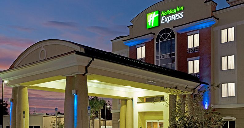 Holiday Inn Express -- Crystal River | Discover Crystal River